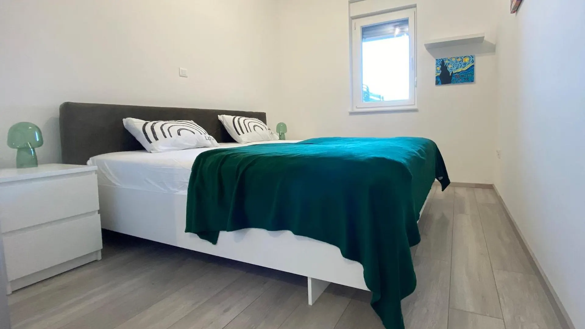 Bubble Apartment Trogir 0*,  Croatia